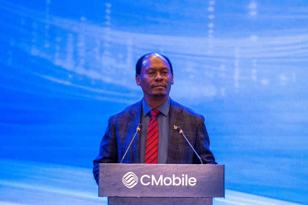 威廉&middot;卡博戈&middot;基塔乌部长